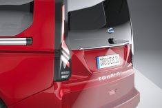 Ford TOURNEO - HighLine Rear View Camera Kit for Tailgate Ford Tourneo Connect (2022- with 8" display) CRS.RVC.FD.LS.EU | Premium Auto Parts & Accessories - Euro Car Upgrades - eurocarupgrades.com.au