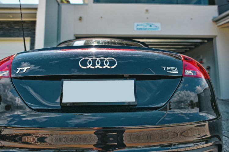 Audi TT Reverse Camera Retrofit Cabrio Coupe - Euro Car Electronics store